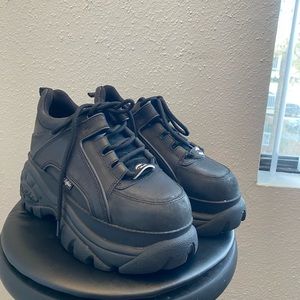 Buffalo London Classic Low Leather Sneakers